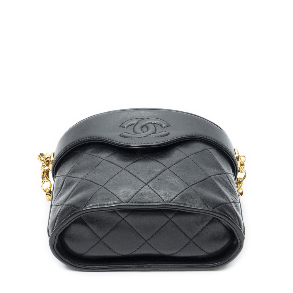 Chanel CC Tassle Mini Bucket Bag - Picture 6 of 11